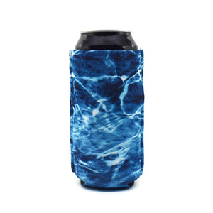 Spindrift Agua Mossy Oak texture BigSip on a tall boy